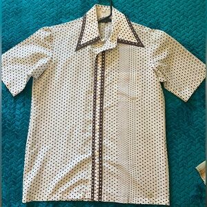 Vintage Polka Dot Men’s Button Down short sleeve shirt.